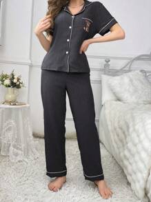 SHEIN Set Piyama Wanita Lengan Pendek Warna Blok dengan Saku dan Bordir Beruang Teddy - Dark Grey - View 5