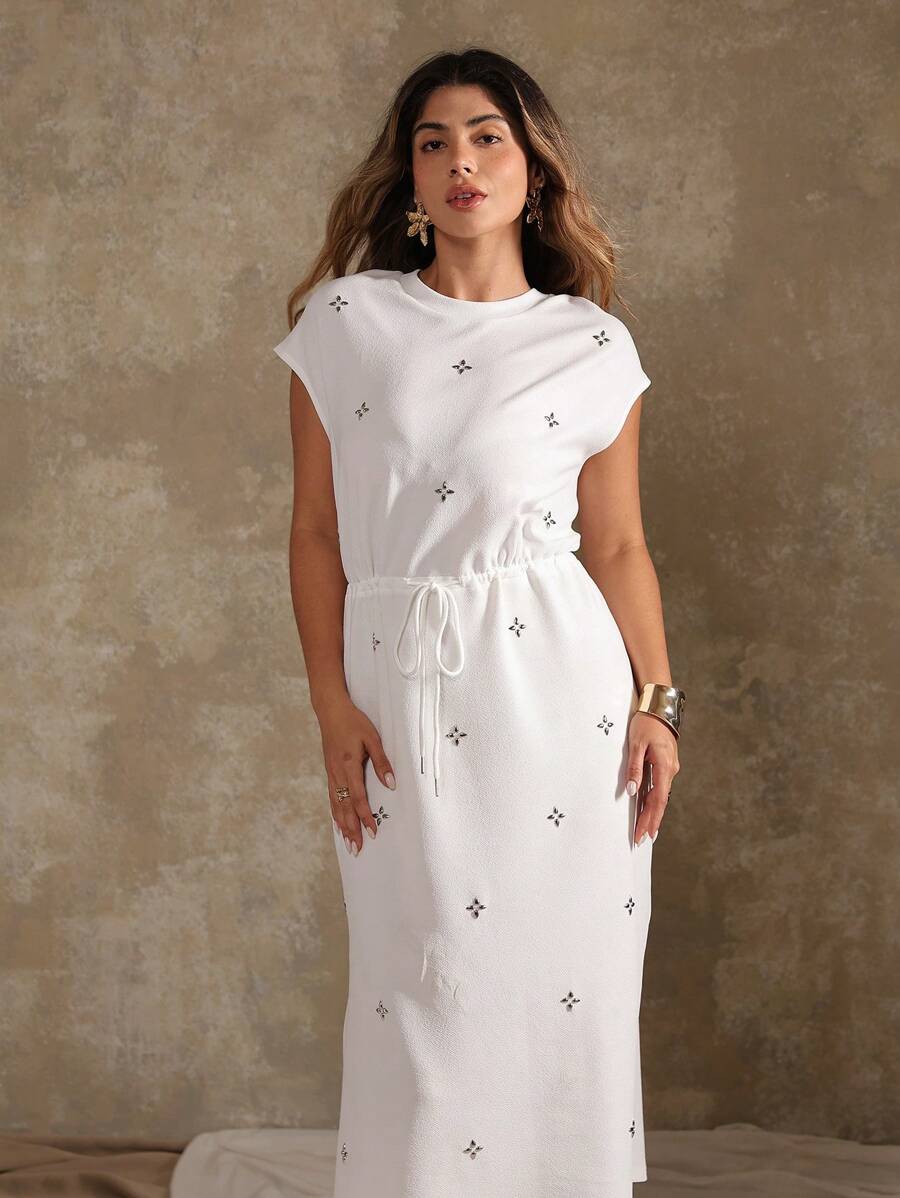 Roveilla 大码女式纯色编织雪纺圆领落肩抽绳腰部开衩下摆中长款优雅浪漫连衣裙 - 白色 - 查看 1