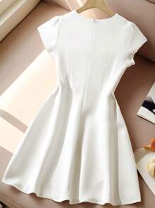 GlowEve Vestido midi elegante para reuniones para mujer, sin mangas con decoración de perlas en la cintura, primavera y verano