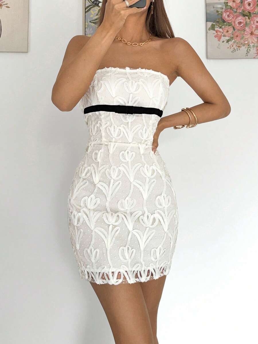 SHEIN Essnce All White Women's Elegant Floral Jacquard Contrast Color Bow Decor Fitted Short Tube Dress, Summer - White - View 1