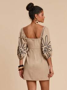 Travachic 女士刺绣方领系带休闲套头迷你连衣裙