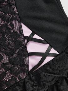 ROMWE Kawaii 大码女式复古娃娃风双色蕾丝拼接交叉蝴蝶结层叠下摆连衣裙，情人节必备