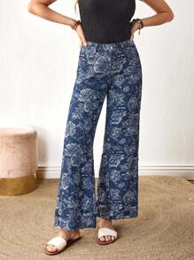 EMERY ROSE Women's Casual Street Fashion All-Over Floral Print Flared Jeans - Blue - View 8