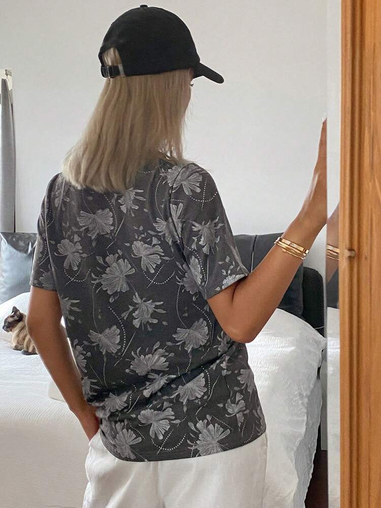 Floral Print Casual Loose Short Sleeve Summer Blouse, Vacation Wear For Women,Graphic Tees