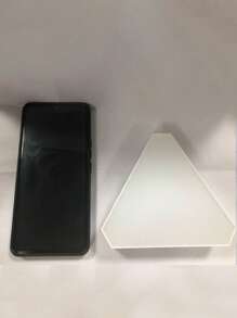 3/6/10/12 件智能 LED 三角形 WiFi 壁灯 - 为您的游戏室、电视室或卧室营造氛围，并支持音乐同步和 RGB 色彩效果。可连接任何您想要的 DIY 形状，与音乐同步闪烁。非常适合卧室、游戏厅、电竞室，也是馈赠亲朋好友的最佳礼物。 - Multicolored - 查看 12