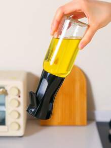 1PC Transparent Spray Bottle, Simple, Practical And Multi-Purpose, Kitchen Soy Sauce Bottle, Small And Portable,For Camping - Black - View 5