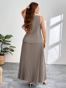 Firerie Plus Size Women's Commuter New Faux Pocket Decor Boat Neck Khaki Valentine's Day Office Lady Chic Commuter Elegant High Street Blazer Vest, Blazer & Pleated Skirt 2 Pieces Set/Valentine's Day/Concert/Performance Costumes/Dating/Senior Banquet/Dance/Wedding Season/Sexy/Elegant/Commuting/Back To School Season/Vacation/Beach/Elegant Romance/Office Enchantress/Siren Style/Birthday Party Outfits,Business Casual Woman,Old Money Style Women/Teacher Outfits For Women/Back To School /School Clothes