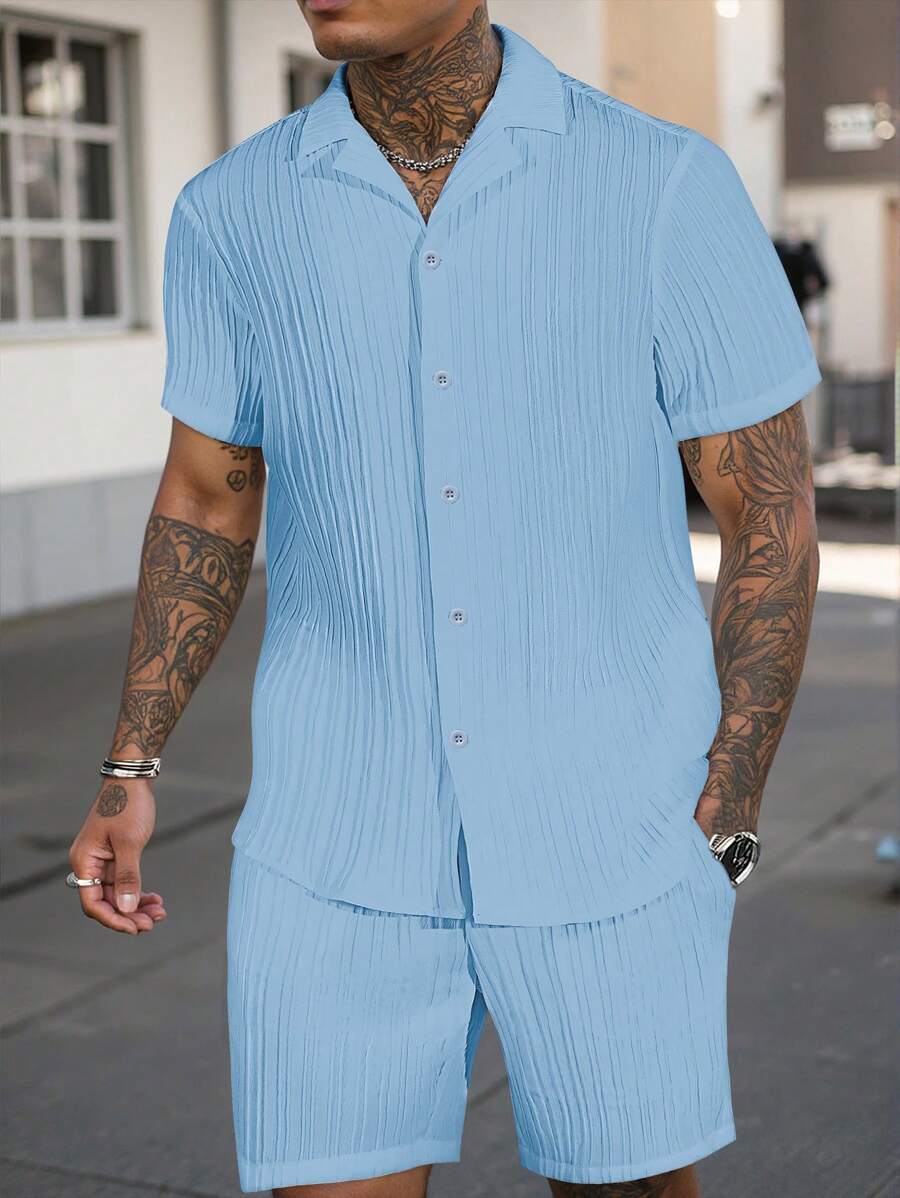 Manfinity Homme Ensemble 2 pièces pour hommes composé d'une chemise à manches courtes de couleur unie avec boutons devant et d'un short