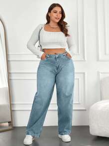 EURMUSE Plus Size Slanted Pocket Washed Denim Jeans - Baby Blue - View 3