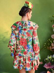 Redefinition Frida Kahlo X SHEIN X Designer بلوزة نسائية بطبعات زهور ذات أكمام بيشوب طويلة ورقبة مكشكشة وأزرار للصيف والعطلات والأجازات - متعدد الألوان - مشاهدة 2