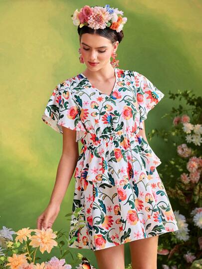 Oxana Frida Kahlo X SHEIN X Designer 花卉印花飘逸短袖 V 领 A 字迷你连衣裙，适合女士夏季度假