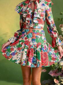 Frida Kahlo X SHEIN X Designer Redefinition 花卉印花高腰荷叶边迷你裙，适合夏季度假海滩度假的女性