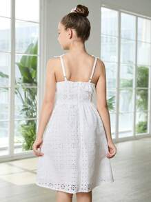 SHEIN Váy ba lê vải tuyn trắng cho bé gái tuổi teen, váy nhiều lớp thêu rỗng dệt, váy thắt eo có dây kéo phía sau, phong cách sinh viên thành thị thanh lịch và thoải mái, giản dị ngoài trời - trắng - Xem 2