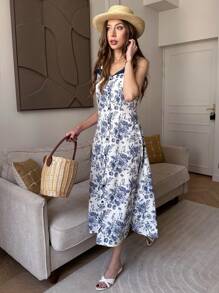 SHEIN Unity Women's French Vintage Floral Print Square Neck Waist Flare Camisole Sundress For Summer - Blue and White - View 4