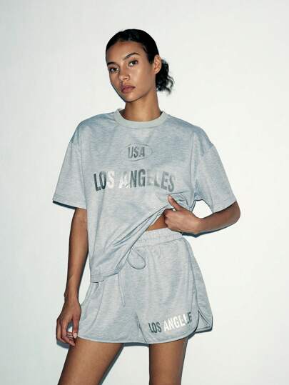 Lumivelle 2pcs Set, Sweatshirt Fabric, English Letter Print Pattern, Metallic Gold Foil Accent, Loose Fit, Crew Neck, Short Sleeve, Slit Hem, Faux Drawstring, Waist Cinched, Metallic Gold Foil Accent, Vacation, Home, Workout, Casual, Commute, Minimalist, Exercise, Running, Streetwear, Spring/Summer Women 2 Pieces Set