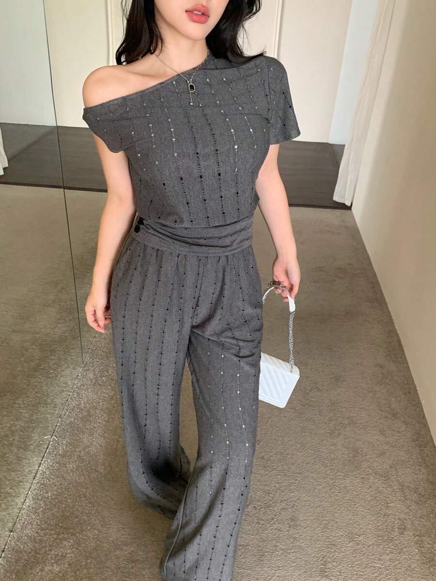 DAZY Damen Sommer & Frühling/Herbst Hohlmuster Jacquard asymmetrische Schulter locker lässig Sportbekleidung 2 Stücke Set Loungewear Sets für Damen Kurze Sets für Damen - Dunkelgrau - Übersicht 1