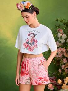 Frida Kahlo X SHEIN X Designer TIYA Conjunto informal de verano para mujer con camiseta elegante y pantalones cortos estampado floral rosado