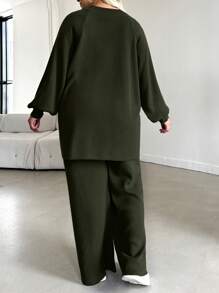 EURMUSE Plus Size Women Solid Color Raglan Lantern Sleeve Sweater & Knit Pants Casual Set - Army Green - View 2