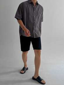 DAZY Men's Solid Color Pocket Short Sleeve Shirt, Minimalist Fashion For Casual Everyday Wear