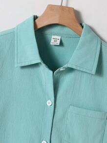 SHEIN Boys Loose Casual Textured Fabric Turndown Collar Open Front Real Pockets Design Shirt, Spring/Summer