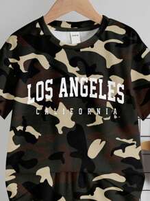 SHEIN Leap Crew 2 件套年轻男孩休闲经典迷彩和洛杉矶城市名称印花圆领短袖 T 恤和短裤，适合夏季 - 彩色 - 查看 4