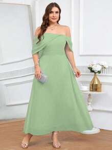 Coutiva Gaun Bridesmaid Ukuran Plus Elegan Polos Tanpa Bahu - Hijau - View 8