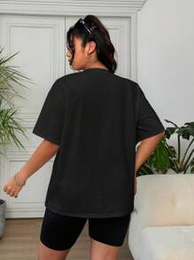 Solflare 樱桃刺绣黑色休闲大码短袖T恤 - 黑色 - 查看 3