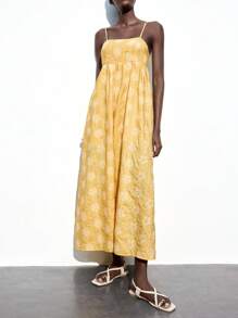 Maija 2025 夏季新款花卉印花装饰宽松下摆休闲时尚舒适连衣裙，度假风格