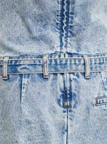 Nöista 带有腰带细节和方领的牛仔迷你连衣裙，打造浪漫夏日造型。 - 藍色 - 查看 6