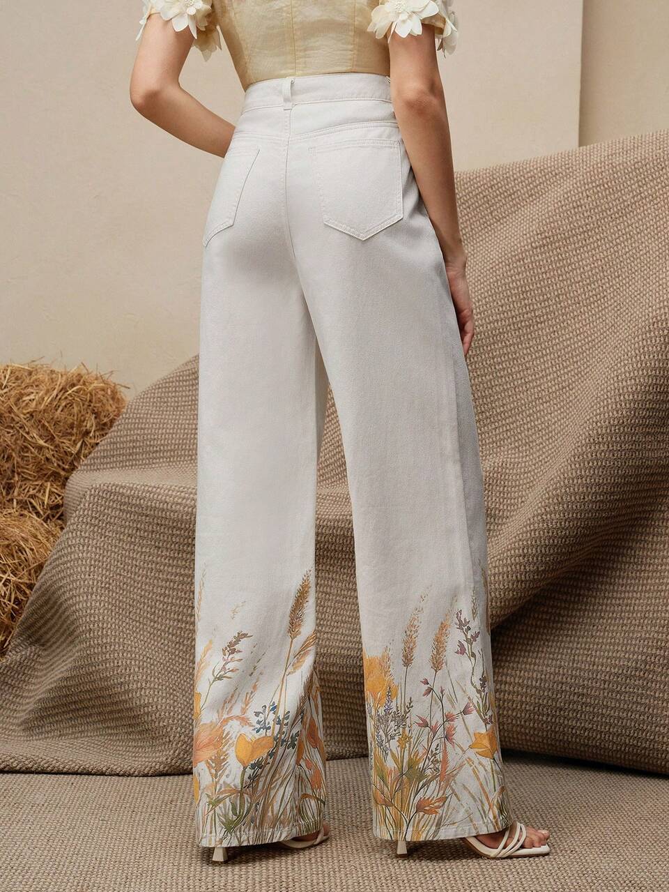 Women's Boho Floral Print Wide Leg Jeans Beige Denim Long Pants With Zipper Detail