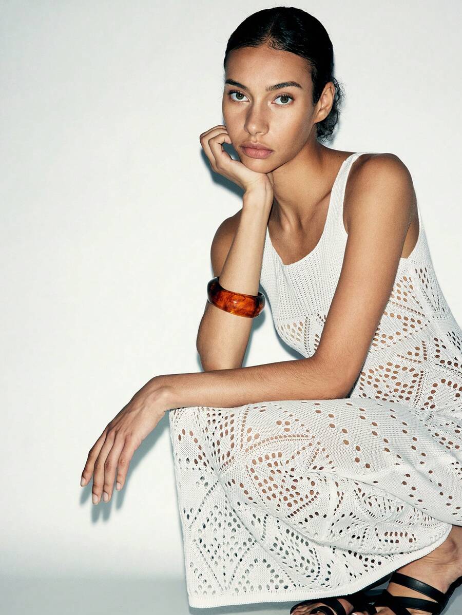 Lumivelle 女士优雅纯色针织镂空细肩带方领中长款毛衣连衣裙 - 白色 - 查看 1