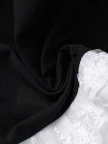 Franclia Plus Size White Lace Casual/Holiday/Commute Elegant T-Shirt - Black - View 5