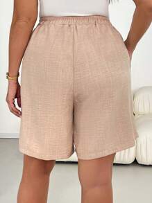 SHEIN Essnce Plus Size Women's Spring And Summer Fashion Casual Loose And Comfortable Basic Daily Versatile Slim Elastic Waist Khaki Shorts Shorts, Simple Style,Going Out Clothes,Baggy Pants,European Summer,Airport Outfit For Women,Boho,Vacation Clothes,Curve Shorts,Old Money Style,Comfy Shorts,Flowy Shorts,Bermuda Shorts