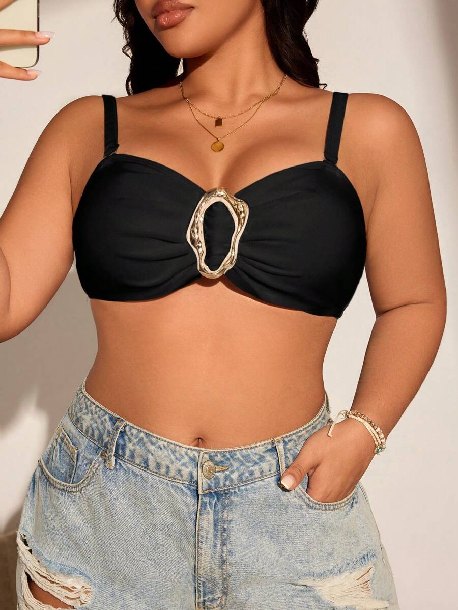 Swim Chiccia Top de Maiô Sexy Decor de Metal de Ombro Caído de Cor Sólida Tamanho Plus Size, Adequado para a Primavera - Preto - Visão 1