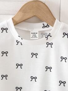 Baby Mädchen Koreanische Mode lässige süße Rundhalspulli mit Digitalprint und Schleife, dazu einfarbige gestrickte Shorts, Sommer