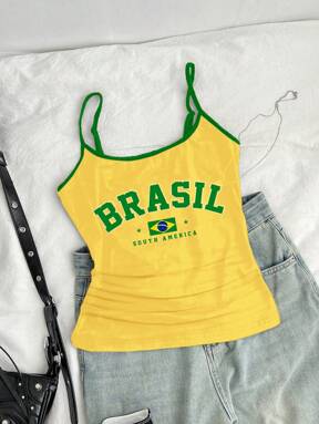 SHEIN توب سبورت كاجوال مزين بشريط تباين بشعار "البرازيل"، قطع عليا ملائمة مع ظهر السباق للتين
