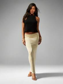 MISSGUIDED تنورة ماكسي طويلة بتصميم أنيق وملائم للشكل، مناسبة للاستخدام في العطلات والشاطئ وحفلات العيد، بطول الأرض وتصميم فاخر مناسب لأعياد الميلاد