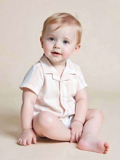 SHEIN 幼儿男童休闲米色条纹短袖 T 恤，适合日常穿着，春夏季