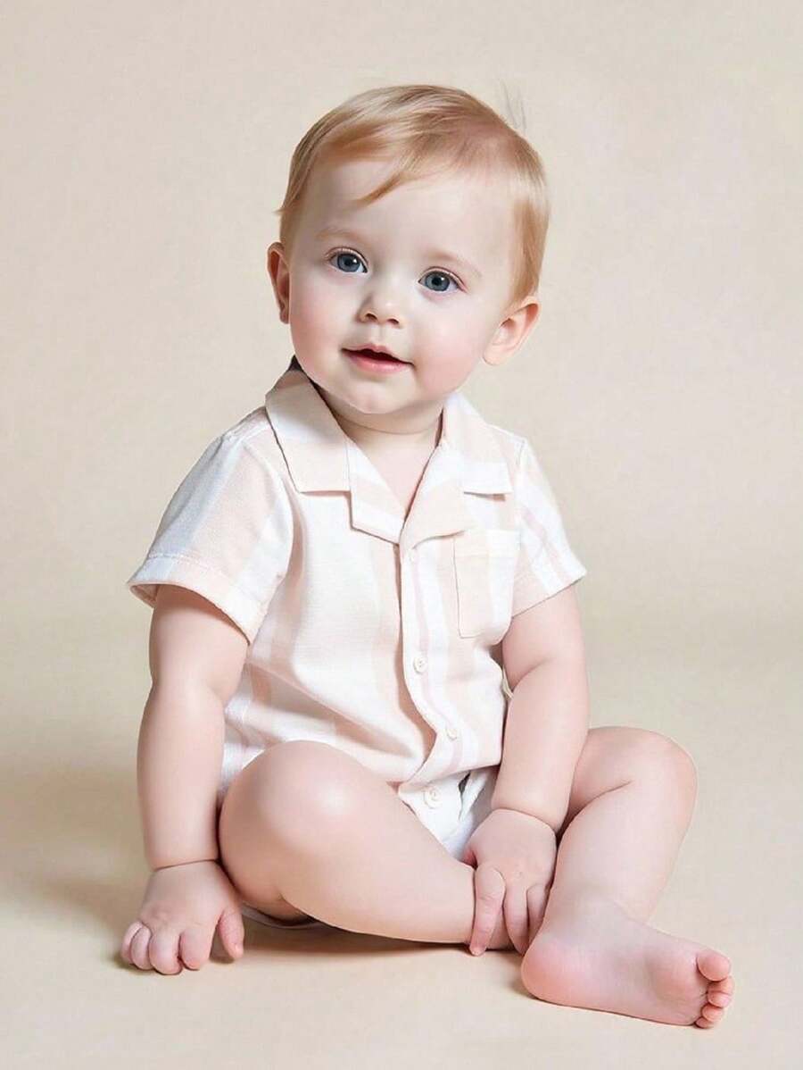 SHEIN 幼儿男童休闲米色条纹短袖 T 恤，适合日常穿着，春夏季