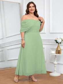 Coutiva Gaun Bridesmaid Ukuran Plus Elegan Polos Tanpa Bahu - Hijau - View 7