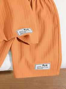 SHEIN Leap Crew 2 件套青少年男孩休闲假日韩版中式立领半拉链短袖上衣和贴片装饰波浪印花梭织短裤套装 - 橘色 - 查看 6