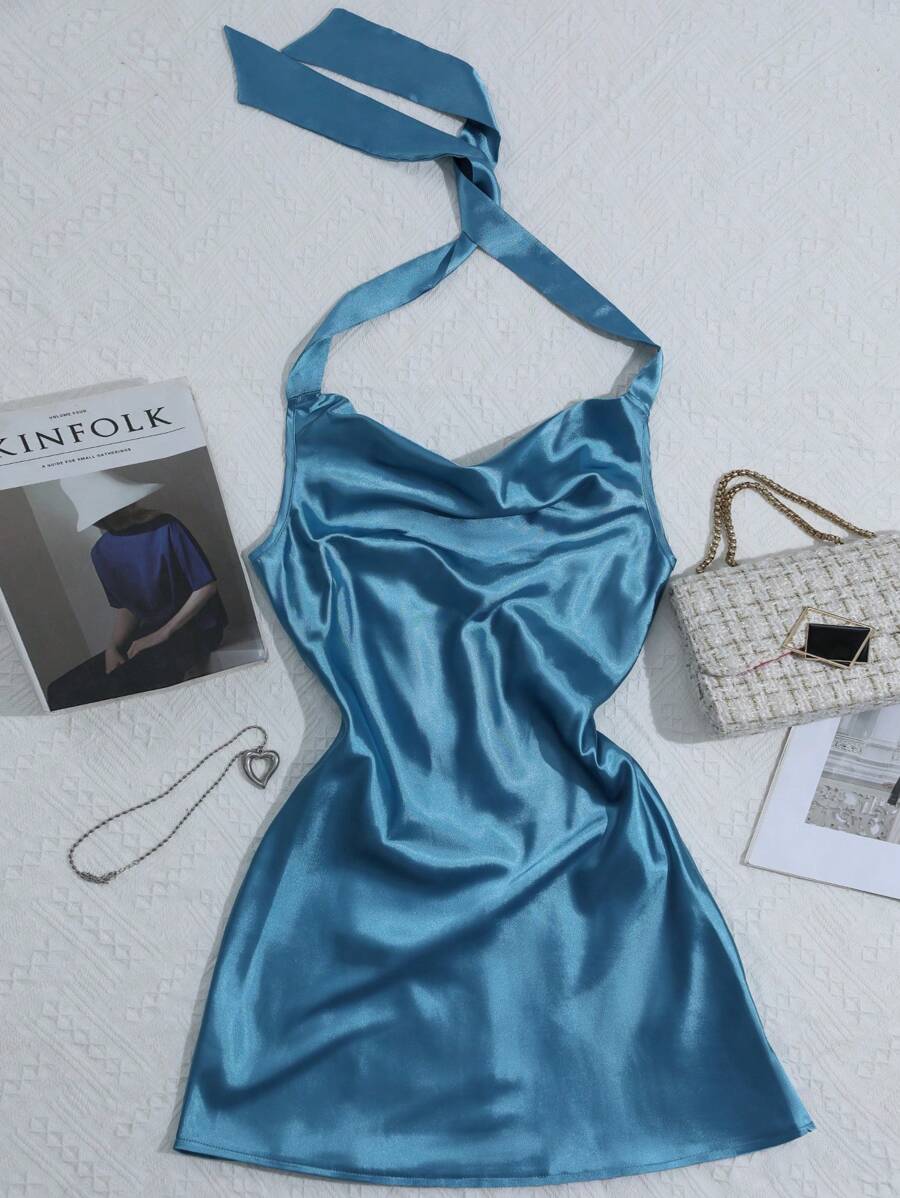 INAWLY 蓝色缎面垂坠领口露背吊带裙，迷人性感系带迷你裙