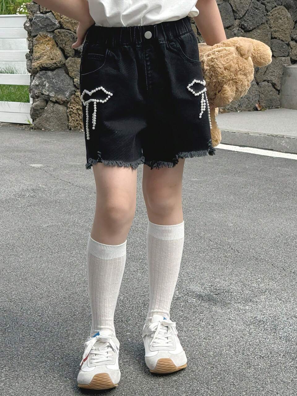 Tween Girl Faux Pearl Bow Decor Denim Shorts, Fall