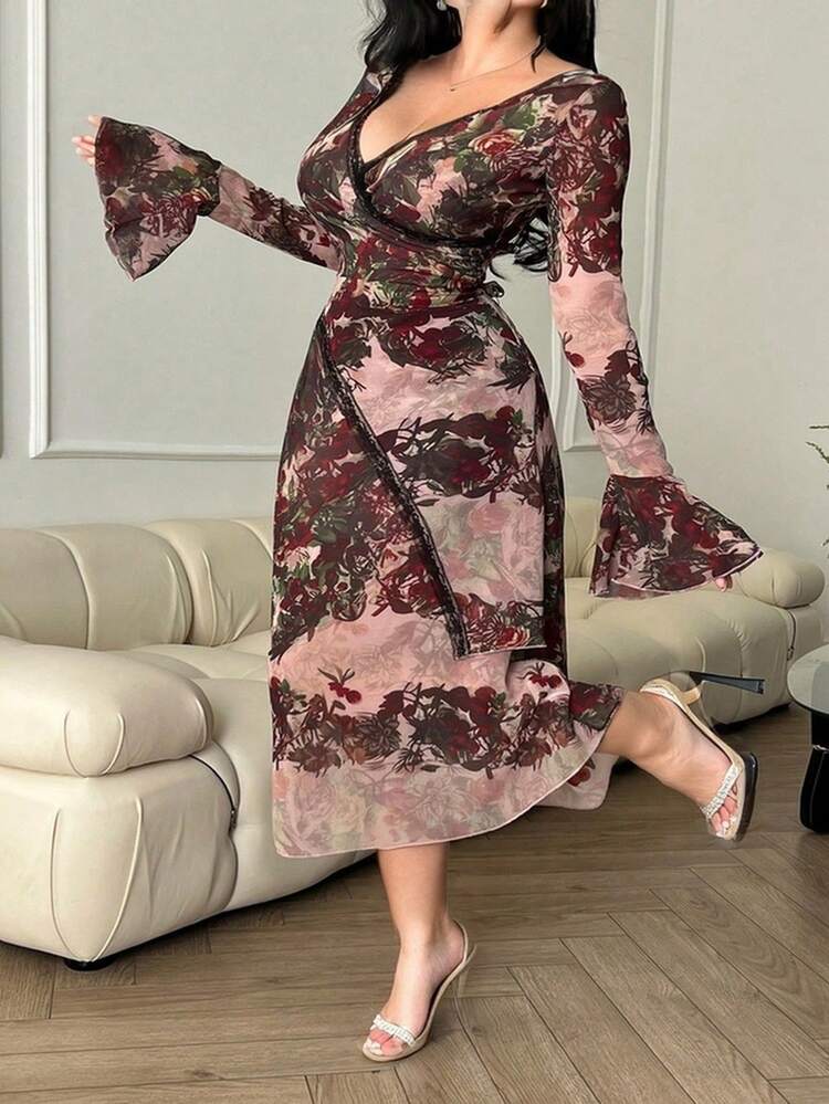 Dazy Plus Plus Size Full Floral Print V-Neck Waisted Long Flare Sleeve Dress,Fall Dress Long Sleeve Dress Boho