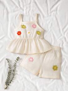 SHEIN Vintaside Kids 2pcs/Set Baby Girl Spring&Summer Vacation Style Flower Decoration Sleeveless Slip Top&Shorts - Apricot - View 1
