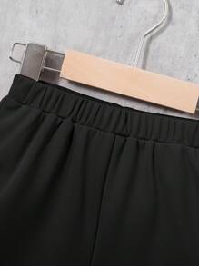 SHEIN 青少年男孩运动休闲英文数字印花无袖背心和配套数字印花短裤两件套服装 - 杏色 - 查看 7