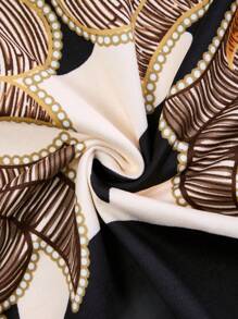 SOLERSUN 女士定位印花优雅V领休闲荷叶边不对称短袖T恤，适合通勤和度假 - 杏色 - 查看 5