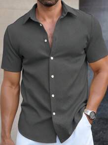 Manfinity Homme 男士休闲纯色纹理纽扣衬衫，男士夏季宽松简约白色纽扣短袖衬衫，适合日常休闲穿着，送给丈夫的完美礼物 - 灰色 - 查看 1