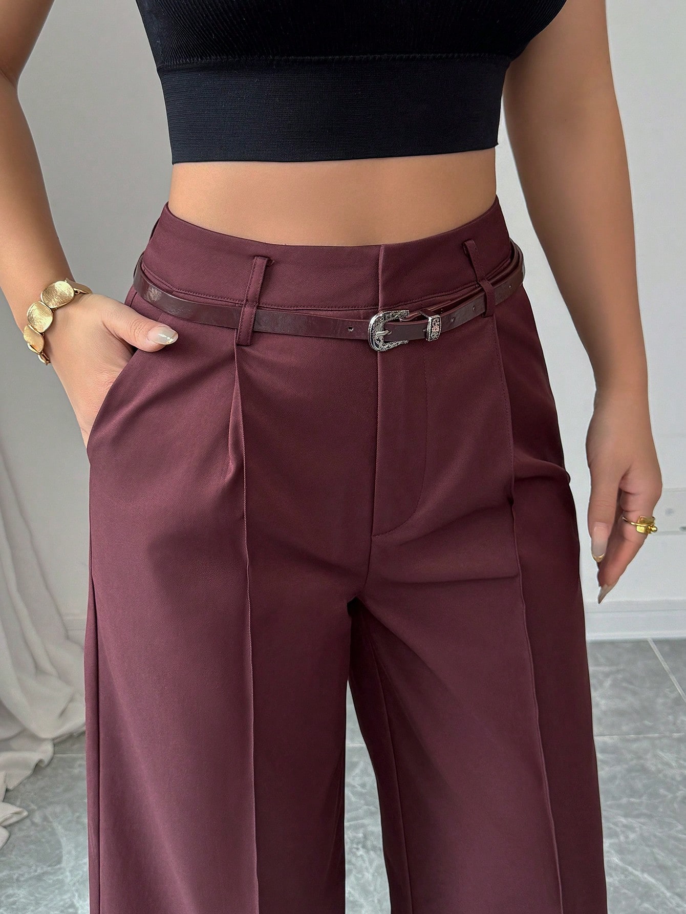 Selianne بنطلون مستقيم بخصر عالي لون بوردوني سادة...
