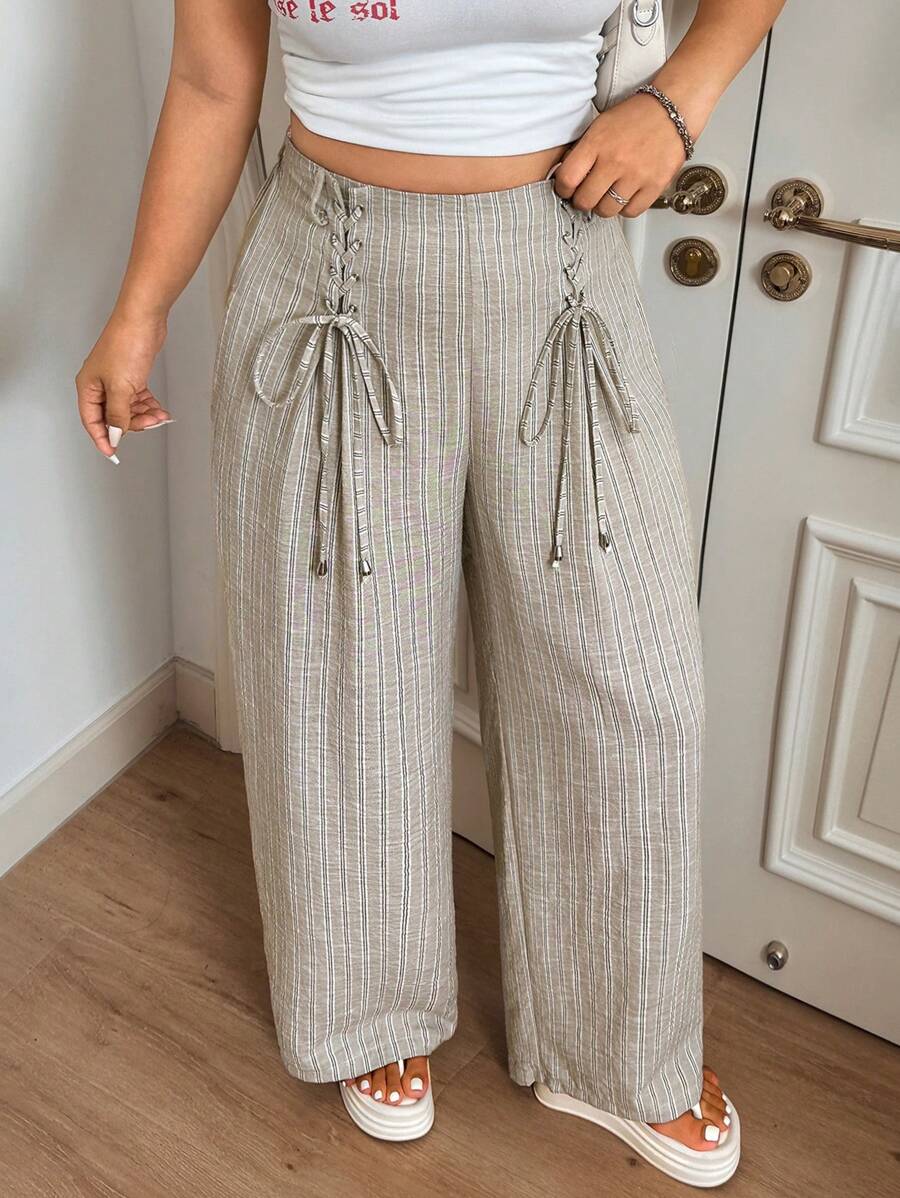 SHEIN EZwear Plus Size Women Summer Vacation Colorful Button Pants Graduation,Back To School,Teacher Outfits For Women - Black - View 1